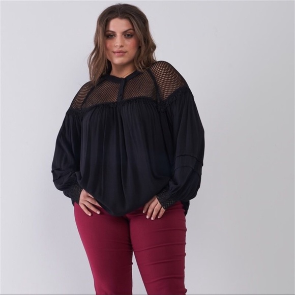Haute curve boho net mesh balloon sleeve top - Picture 3 of 5